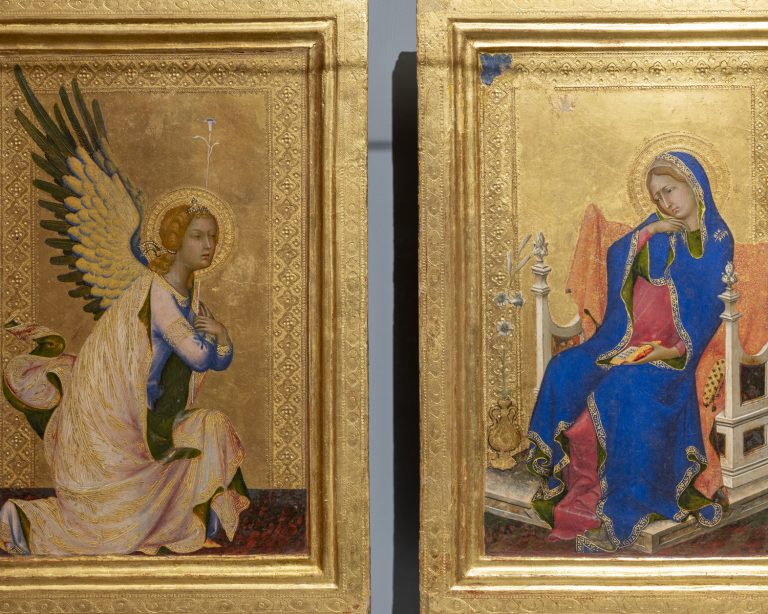 Musée Royal des Beaux-Arts. Simone Martini, Polyptique Orsini, inv.no. 257-260, tempera et feuille d’or sur panneau en bois, 1320-1330. Collection KMSKA – Communauté Flamande (domaine public)