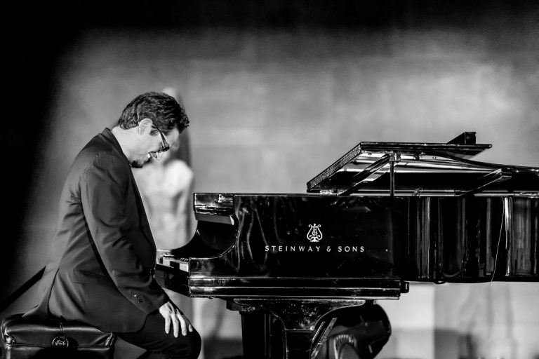 Francesco-Turrisi-light