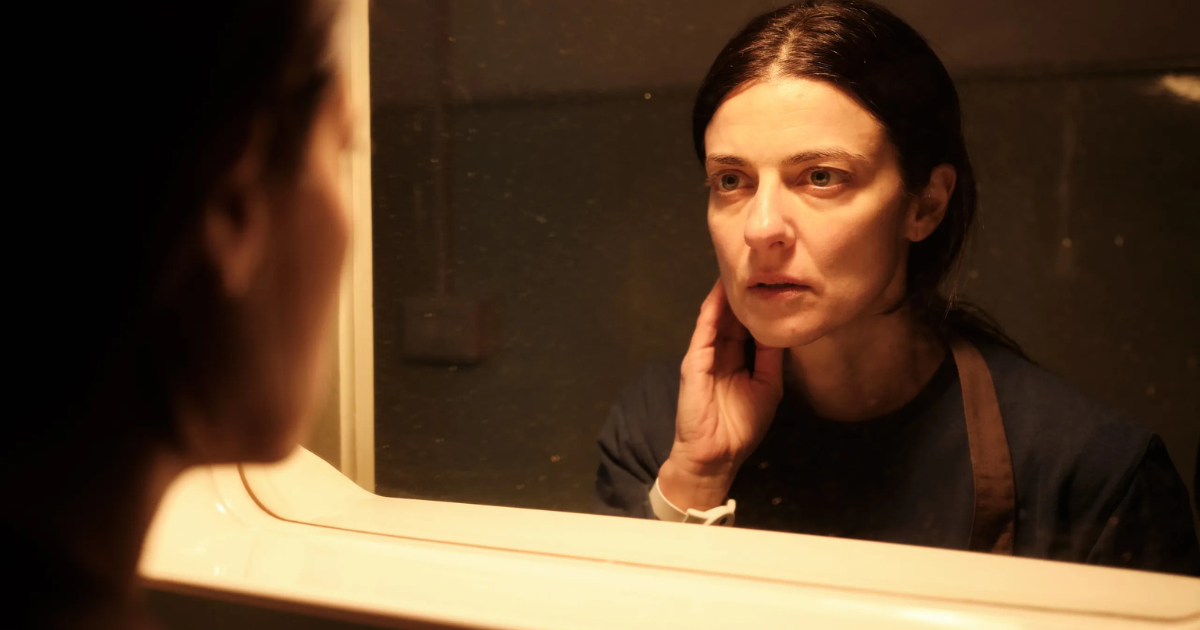 15.01, 19.00 ELISA - Vertoning van de film van di Costanzo en talkshow met de regisseur et Barbara Ronchi